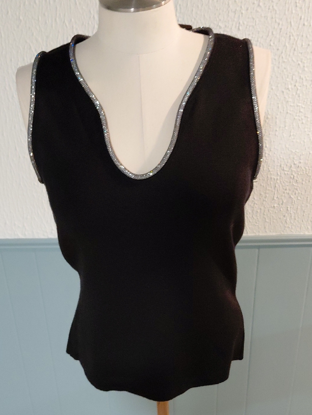 White House Black Market Black Sleeveless V-Neck Tank with Silver Trim